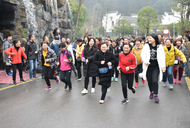 1577698372250018407.jpg 出发.jpg